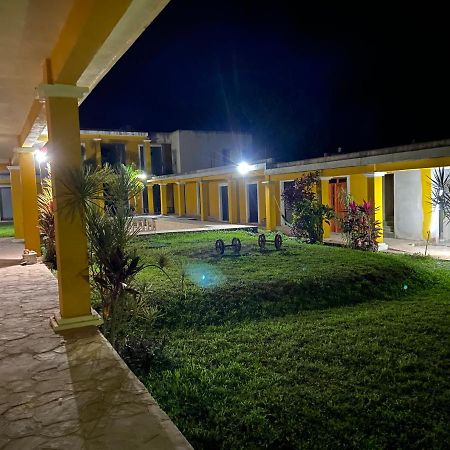 Casa Coronado Izamal Exteriör bild